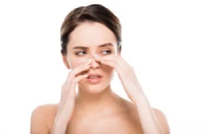 massage du nez apres une rhinoplastie