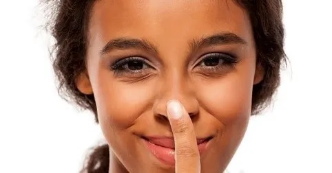 Le massage du nez après une rhinoplastie est-il bénéfique