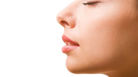 Quand est-ce que le nez prend sa forme définitive après une rhinoplastie ?